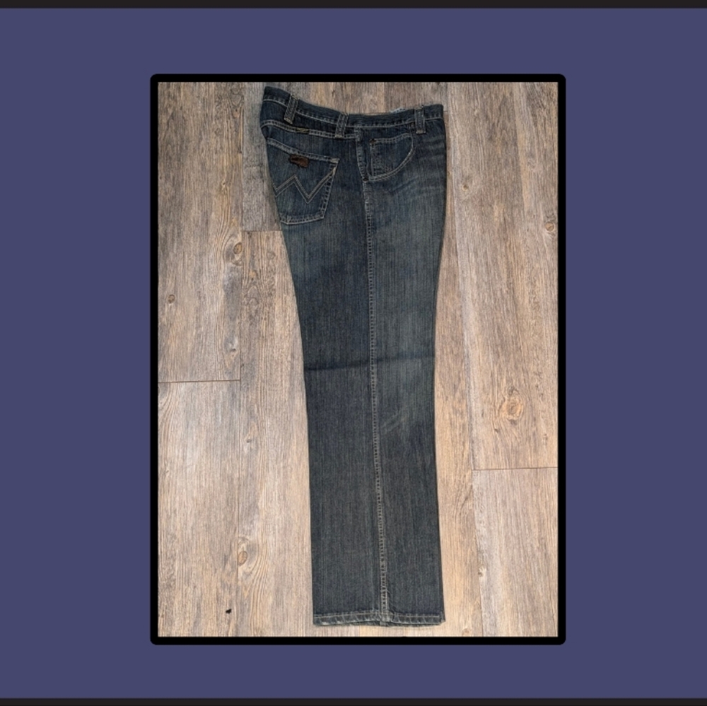Wrangler Retro Straight Leg Jeans WRT30WB – Men’s Size 35x36
